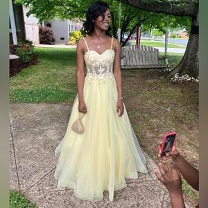 Prom dress only worn once